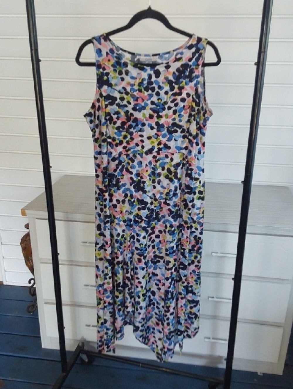 Sleeveless Multicolor Spot Print Midi Dress By MOTHERHOOD medium